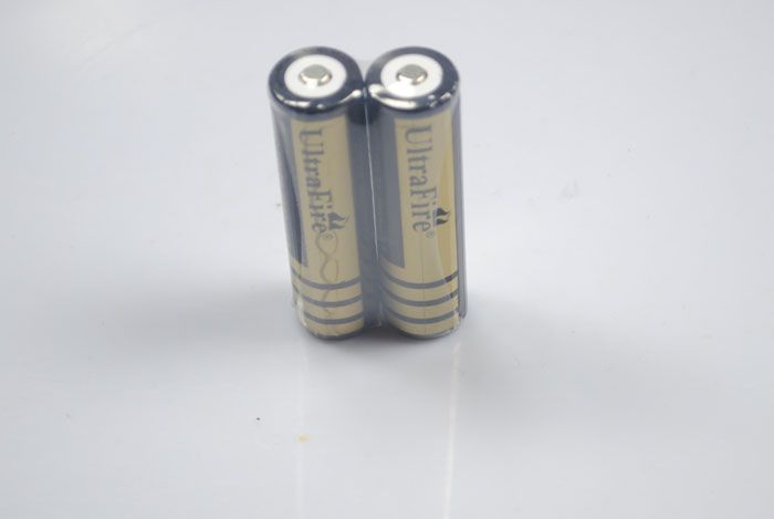 Ultrafire BRC 18650 Rechargeable Li-ion Battery 4000mAh High Capacity Fast Charging for Outdoor Devices